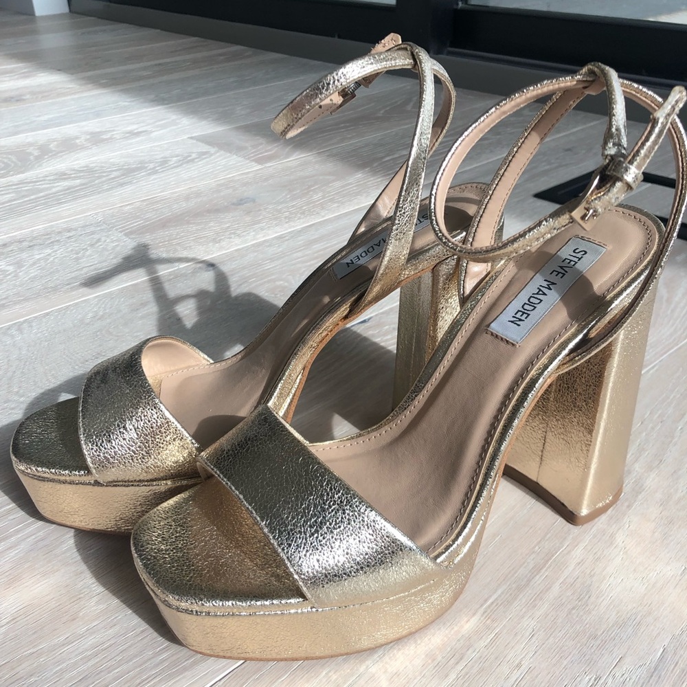 Steve Madden “Lessa” Gold Platform Sandals